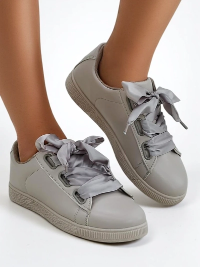 Royalfashion Dámské sneakers z ekologické kůže s dekorativními tkaničkami Etti