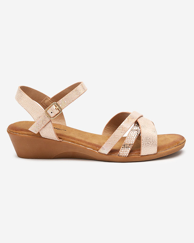 Світло-рожеві жіночі сандалі на танкетці Saline - Взуття