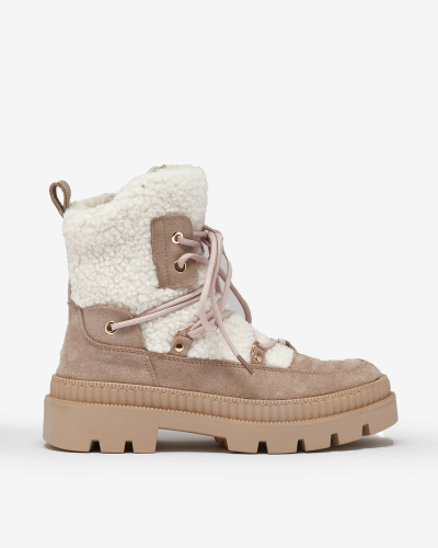 Royalfashion Světle hnědé dámské traperské boty s ovčí kůží Getatsa