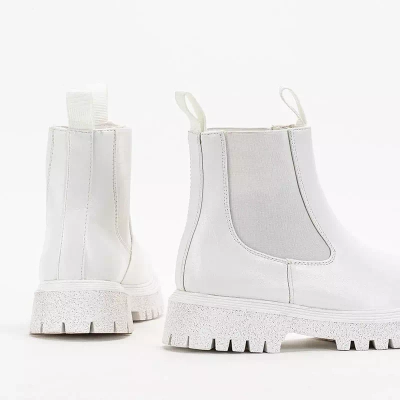 OUTLET Dámské bílé vysoké kozačky Nurvi - Obuv