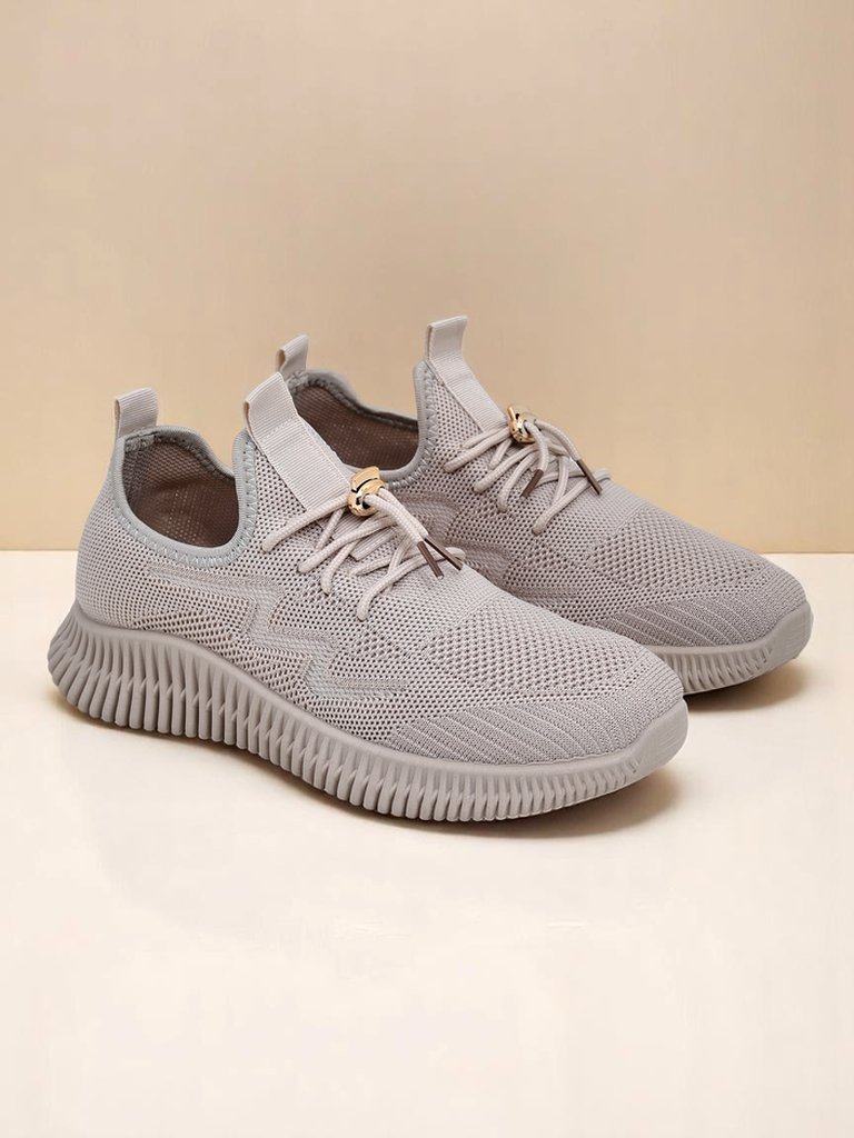 Aurelia Bianca – bílé dámské sneakersy Royalfashion na ploché podrážce