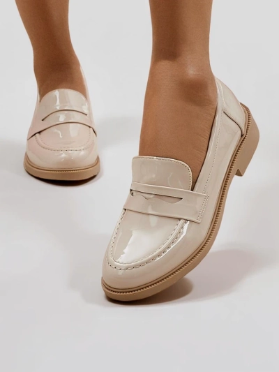 Royalfashion Жіночі патентовані мокасини Aylay