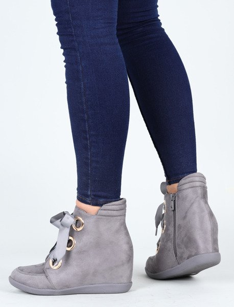 Szare sneakersy wiązane wstążką Andi- Obuwie