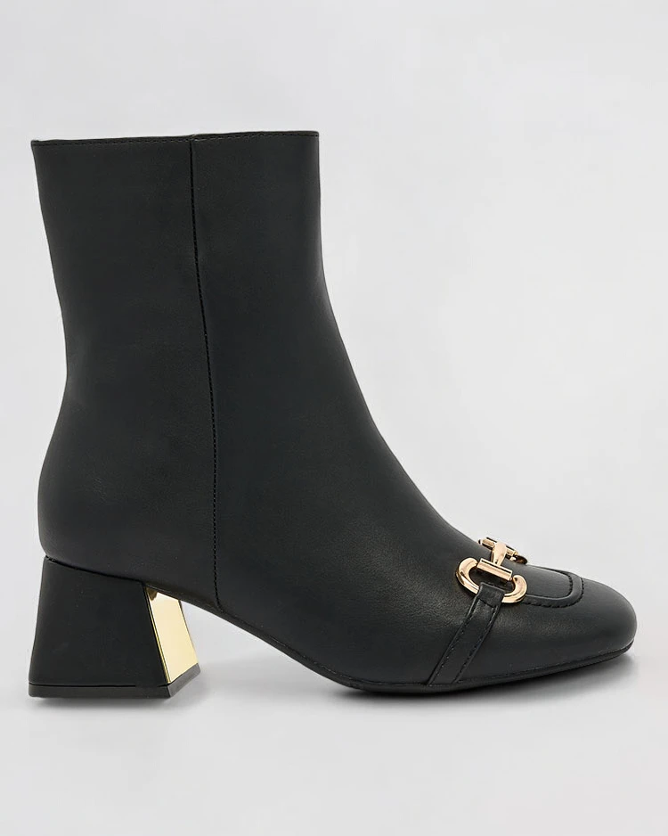 Royalfashion Černé dámské nízké kozačky na jehlovém podpatku Referra