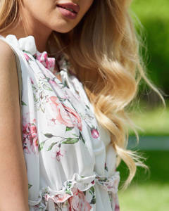 білий || рожевий || Світло-рожевий