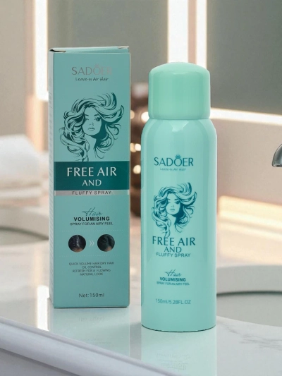 Lak na vlasy dodávající lehkost a objem