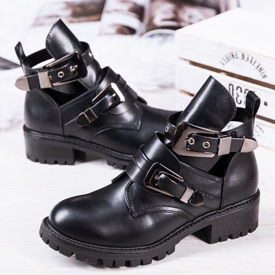 Černé ploché podpatky Loca - Boty 1