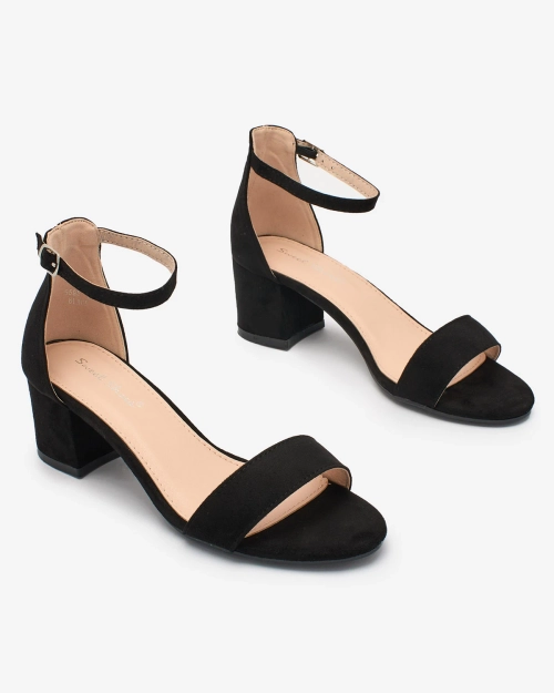 Royalfashion Чорні жіночі босоніжки на низькій шпильці Mesteri