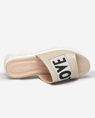 Dámské béžové lesklé pantofle s nápisem Sosha- Footwear