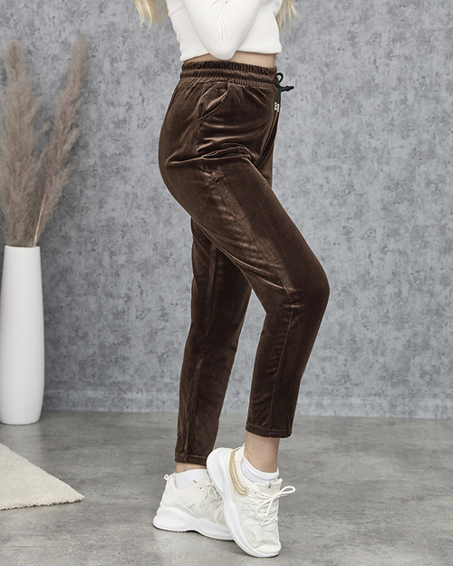 Жіночі велюрові спортивні штани коричневого кольору PLUS SIZE- Одяг