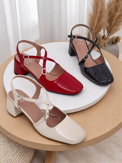Royalfashion Жіночі туфлі на низьких підборах з декоративними ремінцями Lollita