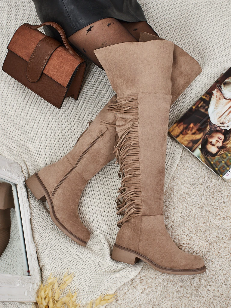 Dámské kozačky nad koleno eko semišové s třásněmi Ostrelia