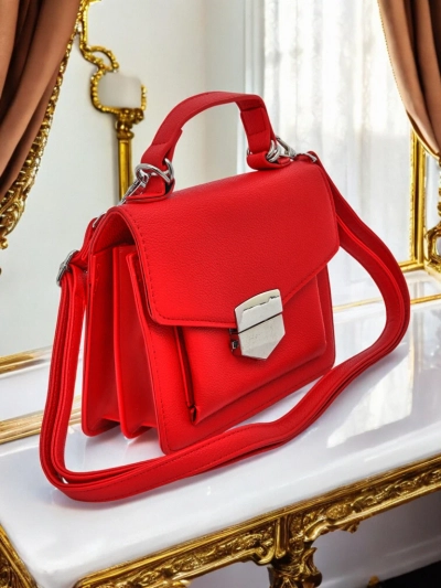 Royalfashion Жіноча сумка-конверт з ручкою Amalthea Avorio