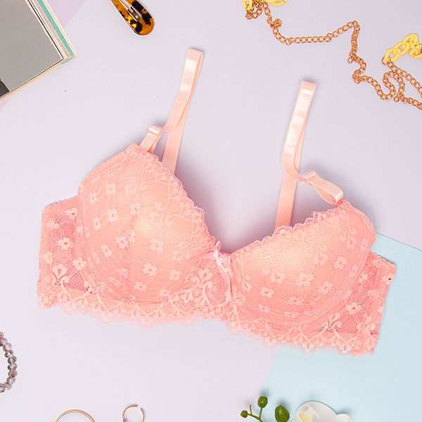 Dámská podprsenka s růžovou krajkou - Spodní prádlo