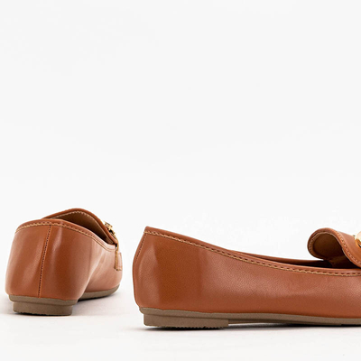 OUTLET Коричневі жіночі мокасини з декором Pyolens - Взуття