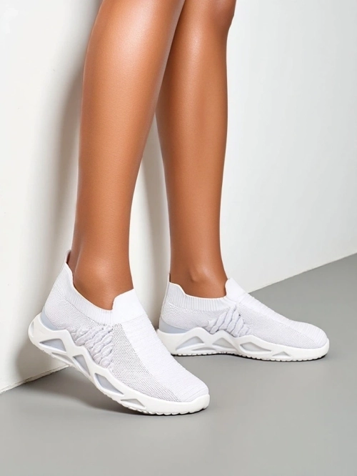 Royalfashion Жіночі снікери без шнурівки з стразами Elavises