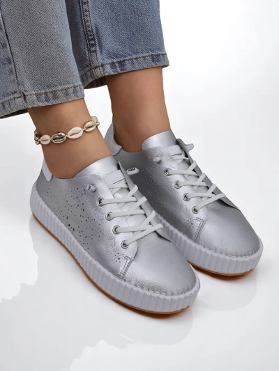 Royalfashion Dámské prolamované tenisky Luna Lace