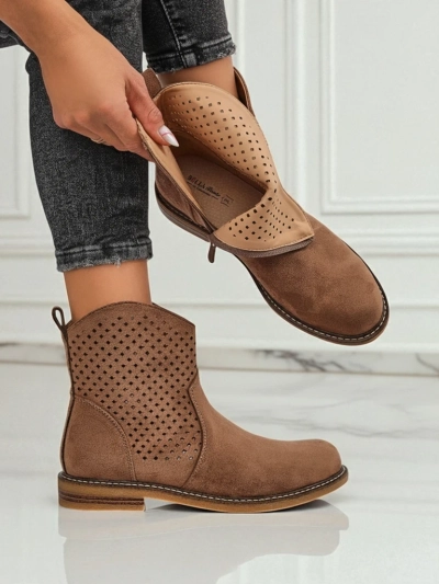 Royalfashion Dámské kotníkové boty s prolamováním Toffas