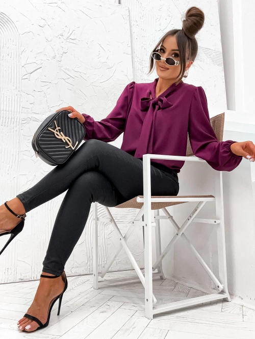 Royalfashion Жіноча блуза з бантом