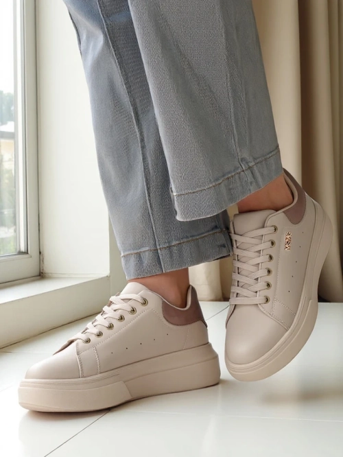 Royalfashion Жіночі кросівки Ofetorie