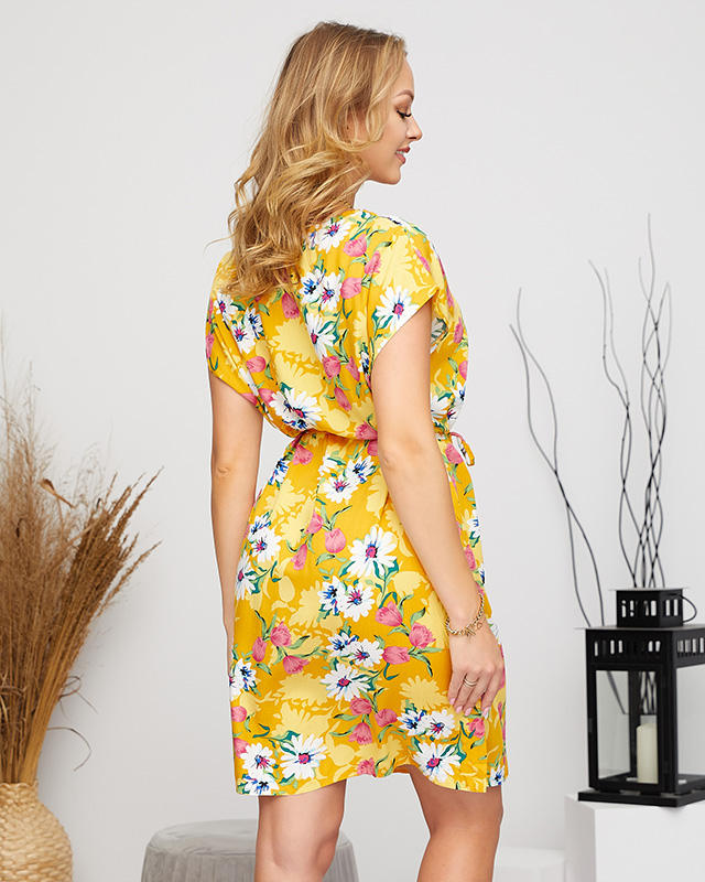 Dámské žluté květované rovné šaty - Oblečení