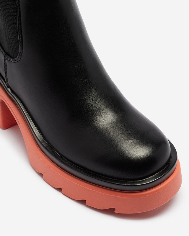 Černé dámské kozačky na masivní korálové podrážce Beris - Footwear