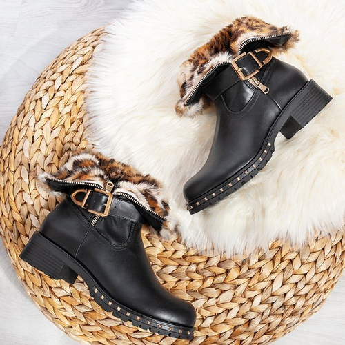 Чорні черевики на низькому ходу Rahela - Взуття