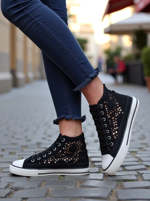 Royalfashion Жіночі перфоровані кросівки Limme