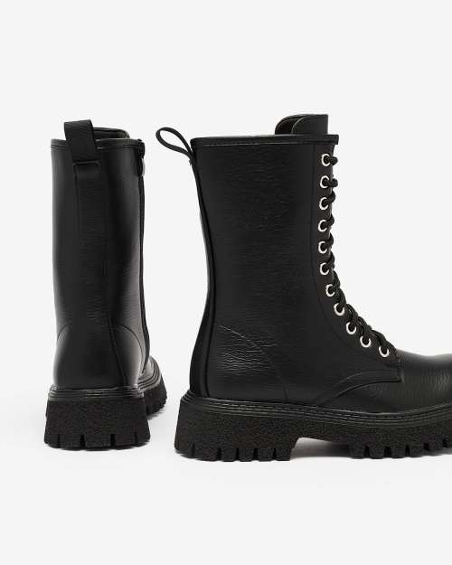 Чорні жіночі черевики з золотим ланцюжком Azerik - Взуття