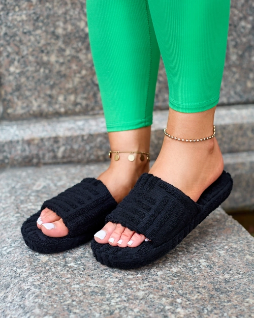 Жіночі шльопанці з тканини Royalfashion чорні Tylles