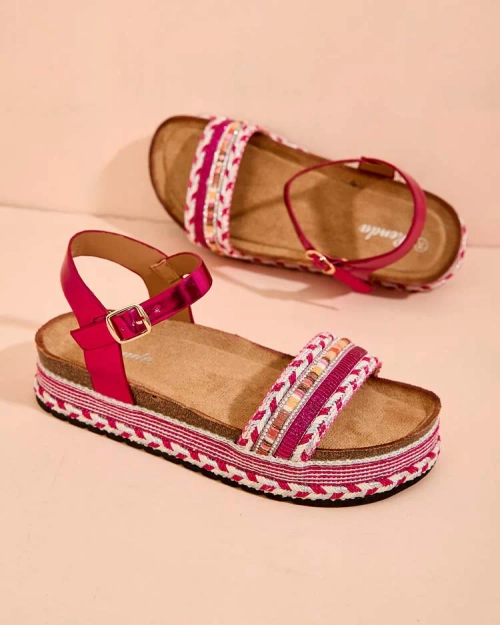 Жіночі вишиті босоніжки Royalfashion