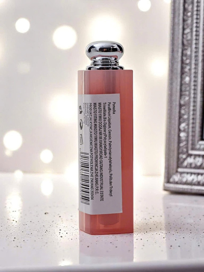 Зволожуюча помада-бальзам у відтінку Powder Pink