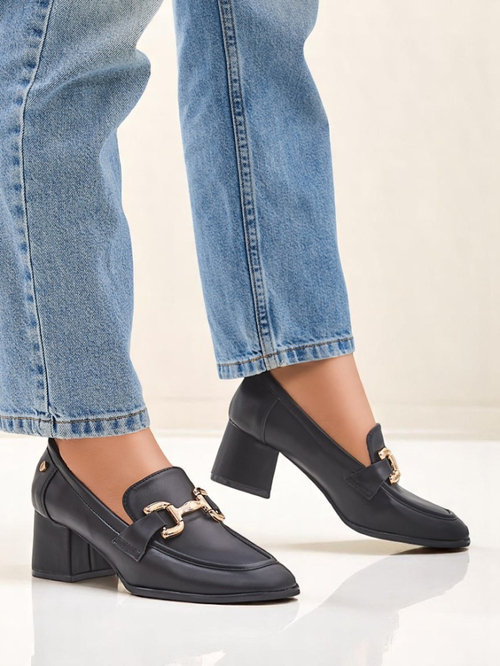 Royalfashion Жіночі лофери на низьких підборах Kamelia