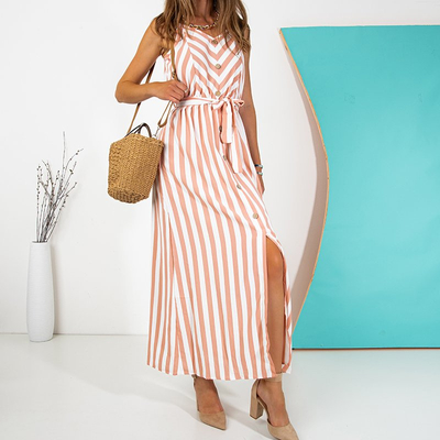 Жіноча сукня в рожеву смужку