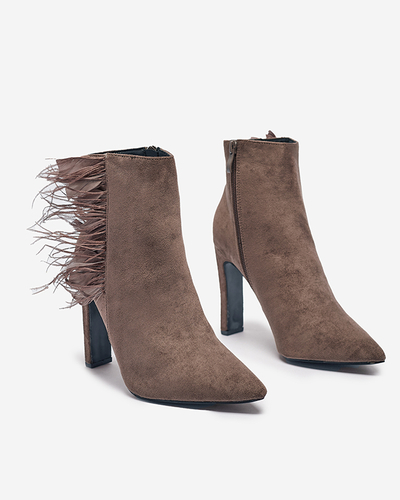 Коричневі жіночі ботильйони на шпильці з пір'ям Cailyy- Footwear