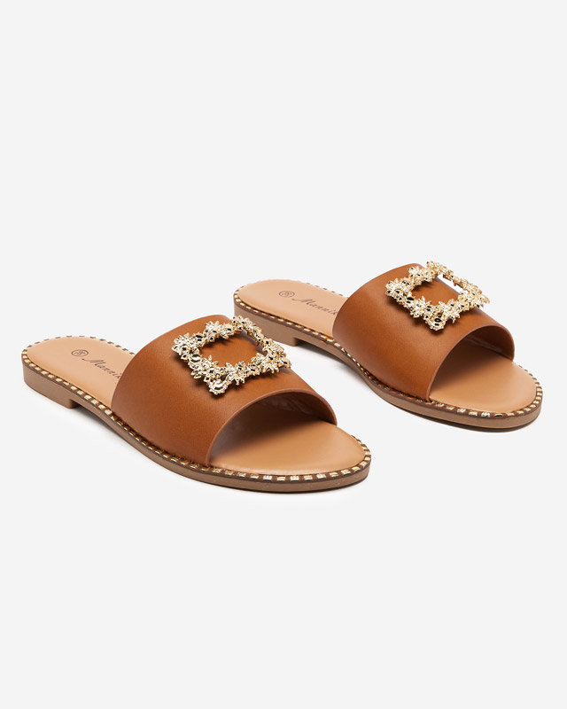 OUTLET Světle hnědé dámské elegantní pantofle se zlatým zdobením Meriso - Footwear