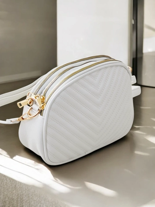 Royalfashion Овальна маленька жіноча сумка з екошкіри