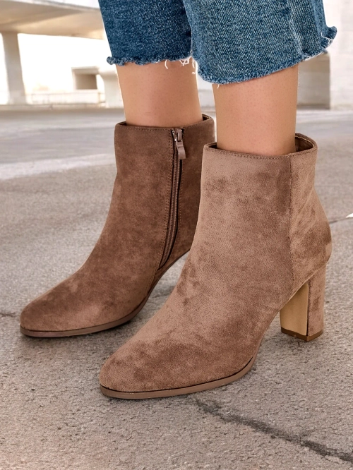 Жіночі чоботи на підборах Royalfashion Wierod