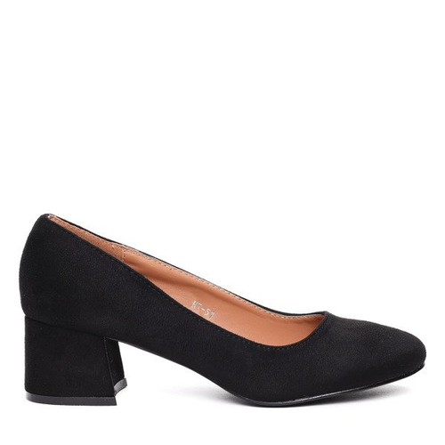 Czarne czółenka na niskim słupku- Obuwie