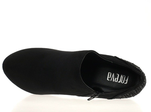 Czarne botki na słupku - Obuwie