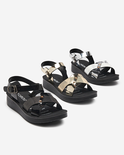 Patentové zlaté ploché sandály Pulqo- Footwear