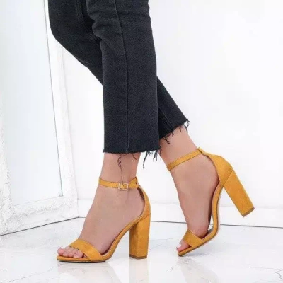 OUTLET Žluté sandály na sloupku Annie - Obuv