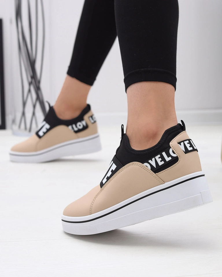 Světle hnědá dámská nazouvací sportovní obuv se skrytou kotvou Dasesa- Footwear