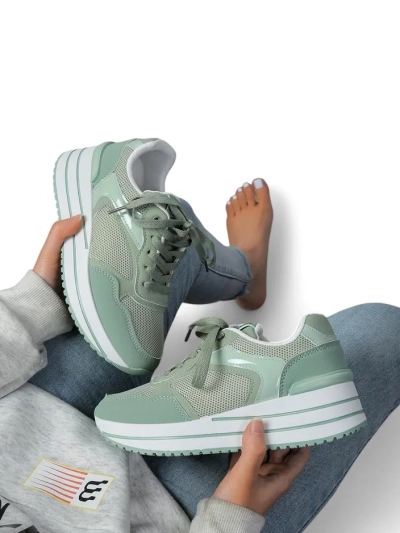 Royalfashion Dámské sportovní tenisky na platformě Revived