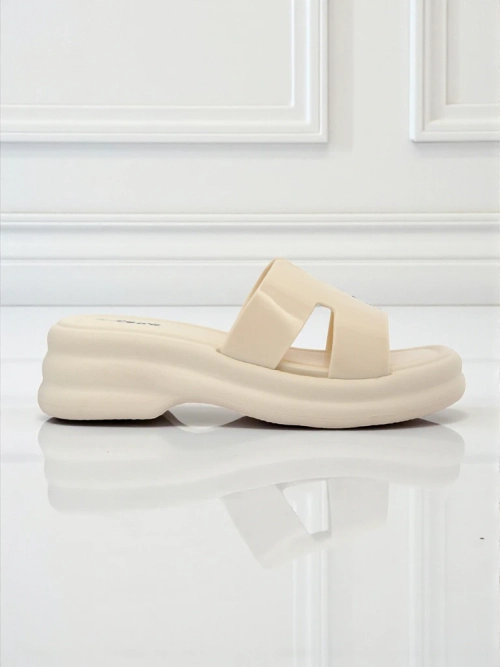 Royalfashion Жіночі шльопанці на товстій підошві Nova Gloss