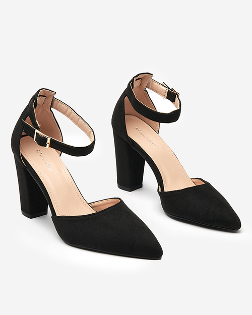 Чорні жіночі босоніжки на каблуці Kinotia