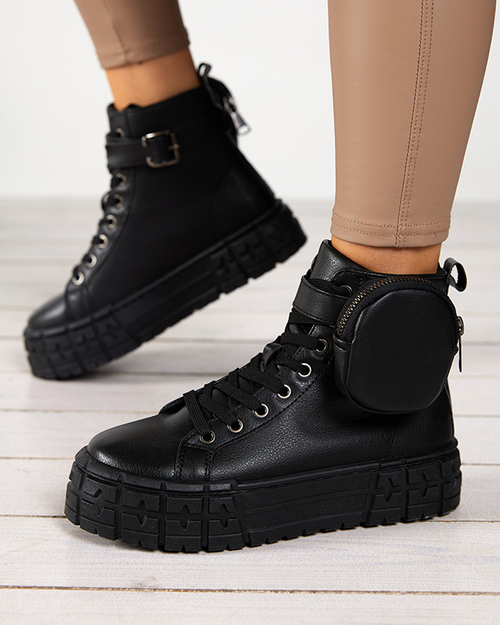 Жіноче спортивне взуття з еко-шкіри чорного кольору Kolibs