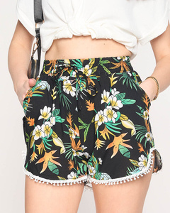 černý || tmavě zelená || žlutý || Vícebarevná