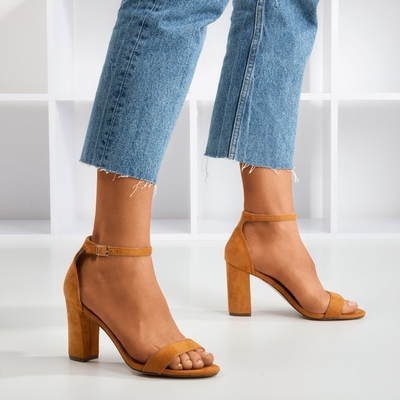 OUTLET Hnědé dámské sandály na sloupku Sweet Honey - Obuv