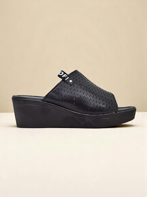 Royalfashion Жіночі шльопанці на танкетці Luna Wedge